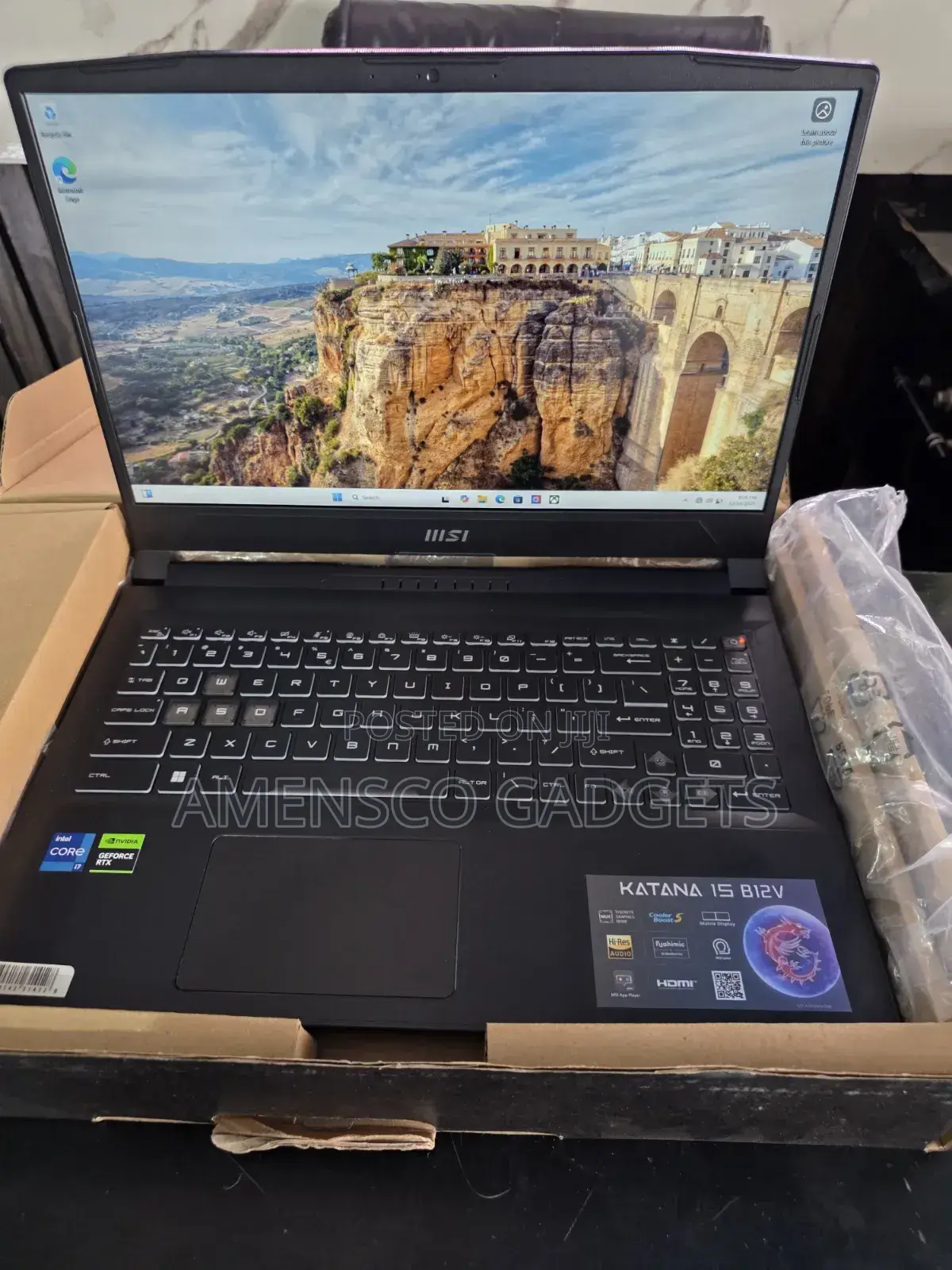 New Laptop MSI Katana 15 32GB Intel Core i7 SSD 1T