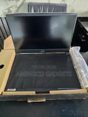 New Laptop MSI Katana 15 32GB Intel Core i7 SSD 1T