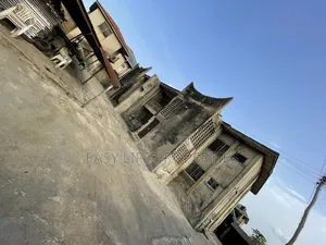 3bdrm Block of Flats in Afijagba, Alakia for sale