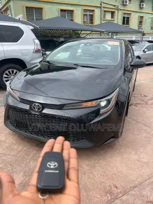 Toyota Corolla LE 2020 Black
