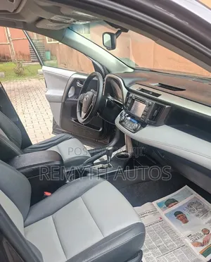 Toyota RAV4 Limited 4dr SUV AWD (2.5L 4cyl 6A) 2014 Gray