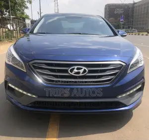 Hyundai Sonata Sport 4dr Sedan (2.4L 4cyl 6A) 2015 Blue