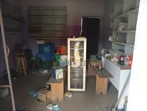 Spacious Shop for Rent