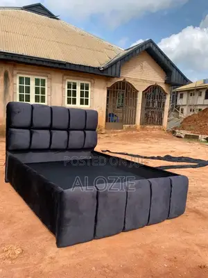 Well Padded 6/4 Bedframe