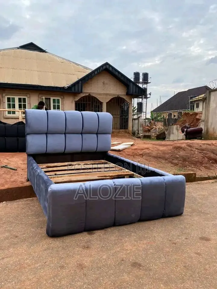 Well Padded 6/4 Bedframe