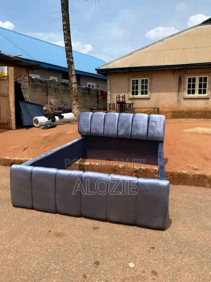 Well Padded 6/4 Bedframe