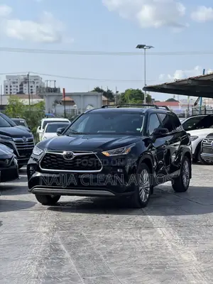 Toyota Highlander Platinum AWD 2024 Blue
