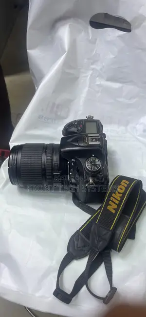 Nikon D7100 18/105mm Professional Video Camera