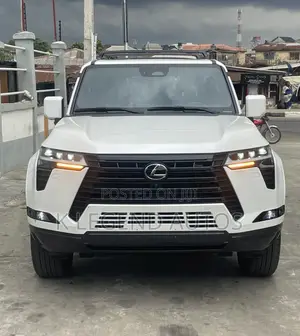 Lexus GX 2025 White