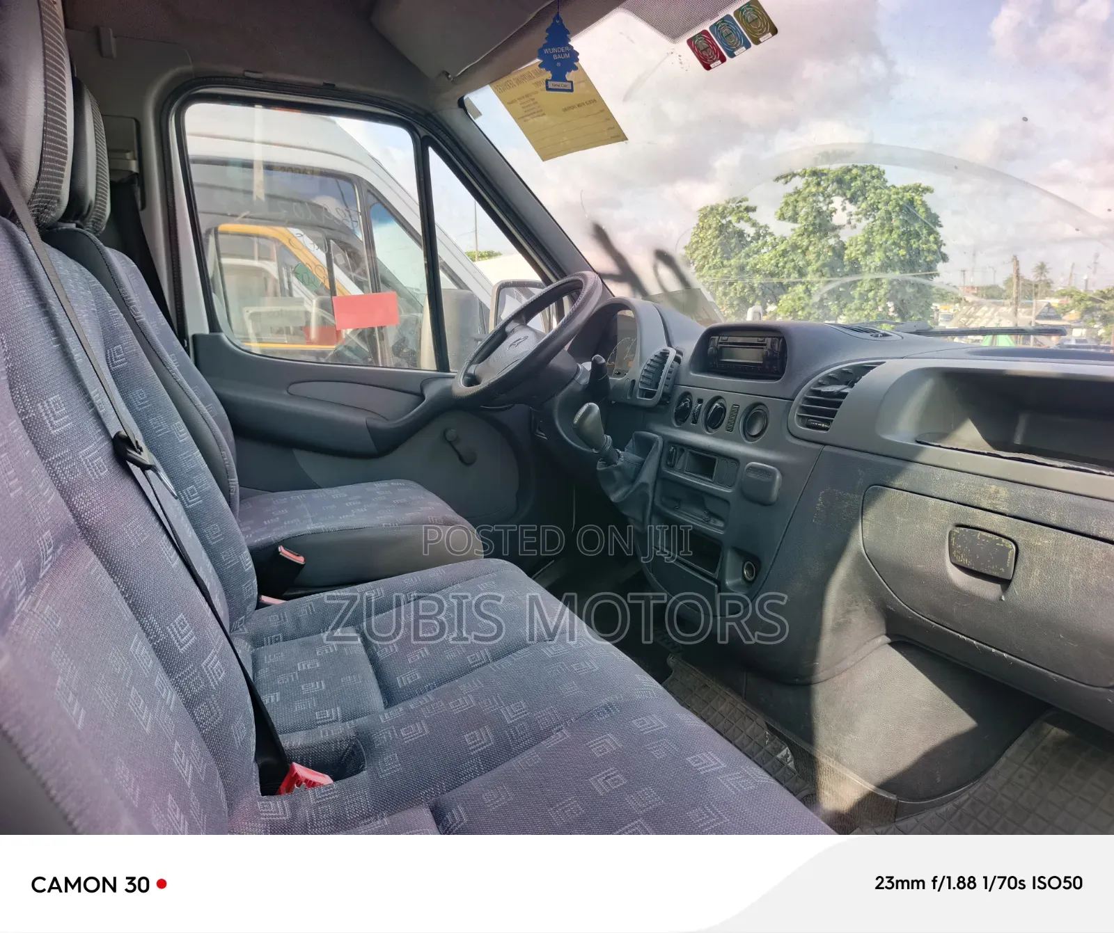 Mercedes-Benz Sprinter 2000 White