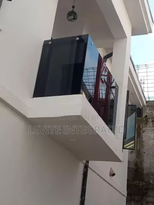 Frameless Glass Hanrail