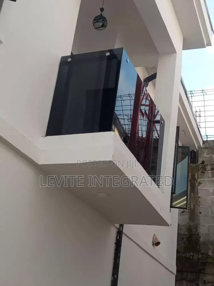 Frameless Glass Hanrail