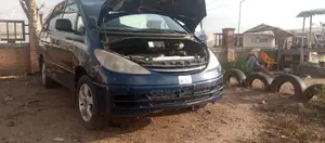Toyota Previa 2001 Blue