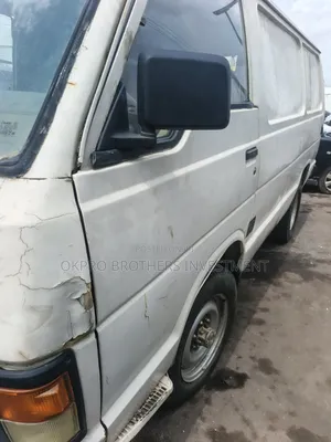 Toyota HiAce 1983 White