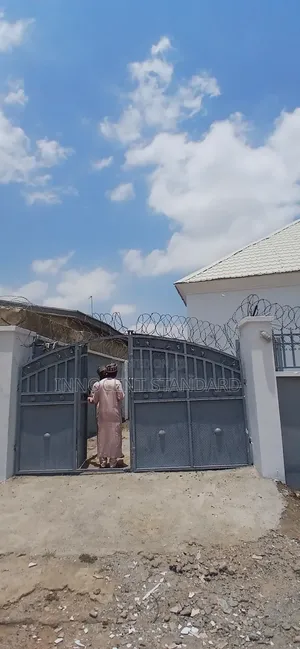 3bdrm Bungalow in Phase 3, Kubwa for sale