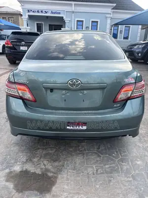 Toyota Camry SE 4dr Sedan (2.4L 4cyl 5A) 2008 Black