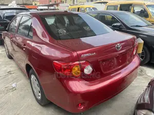 Toyota Corolla 2011 Red