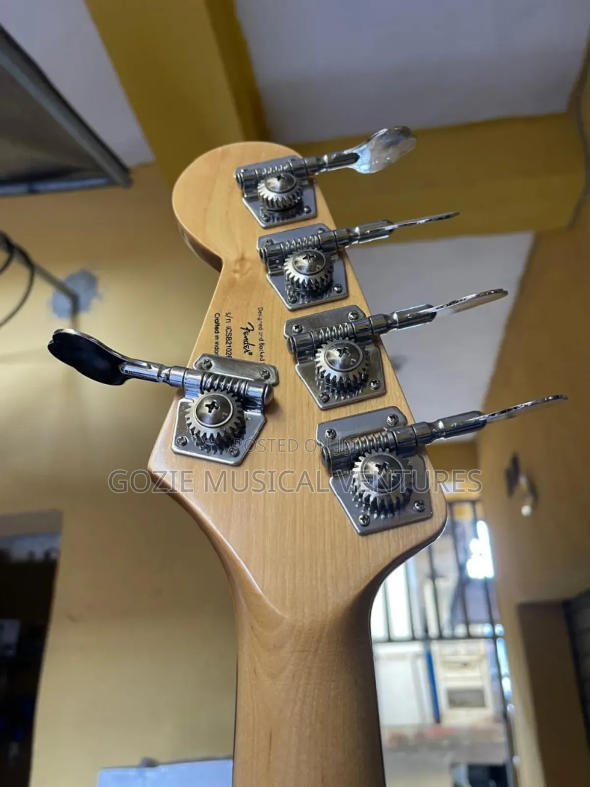 White Squier by Fender Jazz Bass Guitar Active 5-Strings