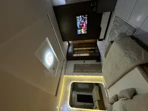 Green and Rose Apartments