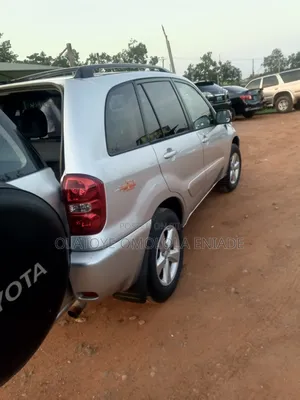 Toyota RAV4 1.8 2005 Silver