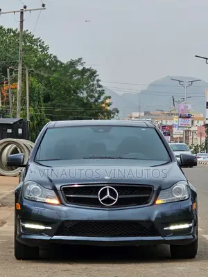 Mercedes-Benz C350 2012 Gray