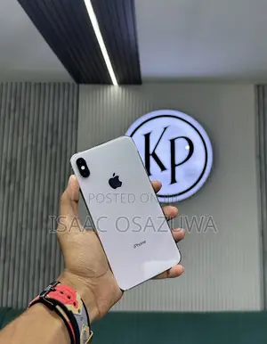Apple iPhone XS Max 64 GB White