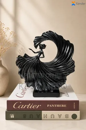 Cinderella Panthere Notable Ornament for Your Tv Console