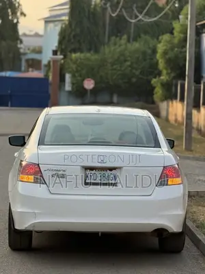 Honda Accord 2010 White