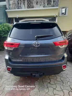 Toyota Highlander 2017 Blue