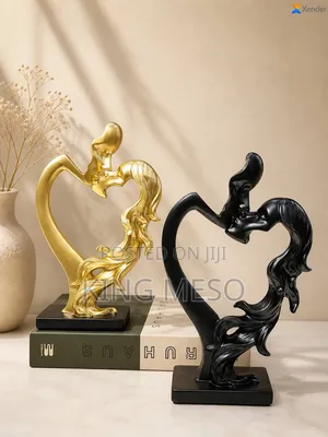 Kisses Notable Ornament for Your Tv Console