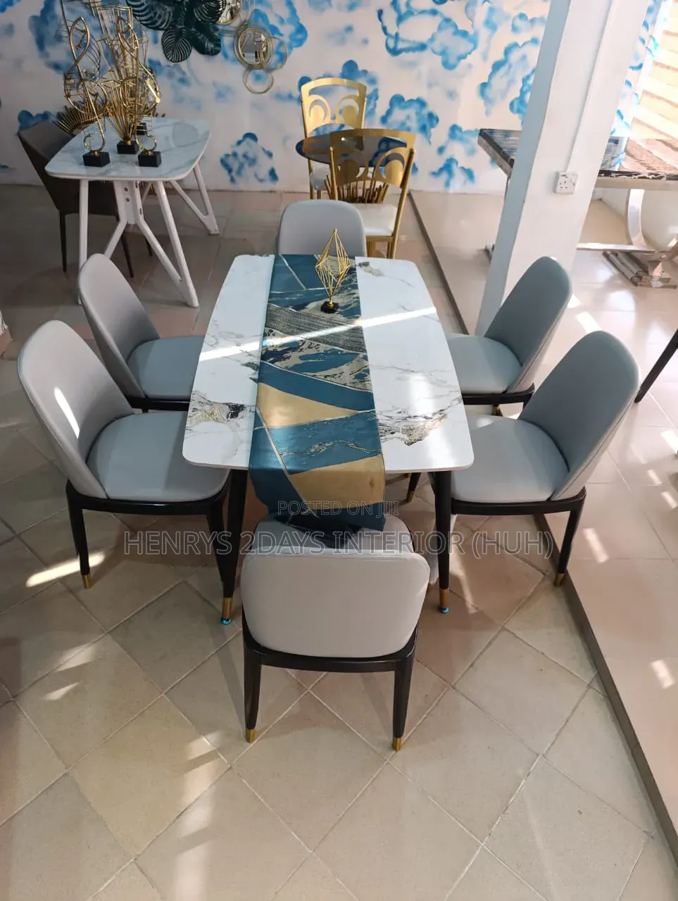 Mable Dining Table By6 Chairs