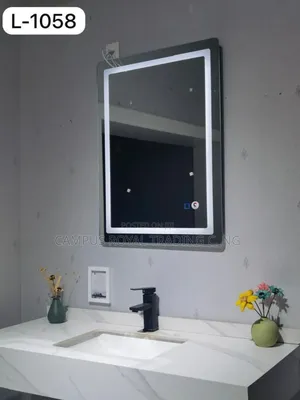 Mirror With Light