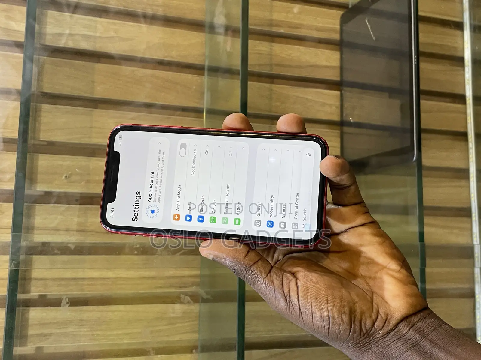 Apple iPhone 11 64 GB Red