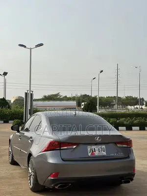Lexus IS 300 AWD 2017 Gray