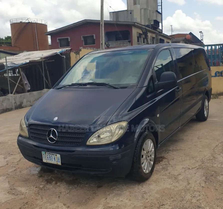 Mercedes-Benz Vito 2009 Blue