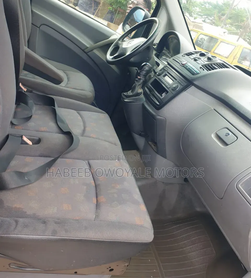 Mercedes-Benz Vito 2009 Blue