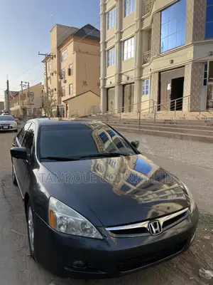 Honda Accord 2006 Gray