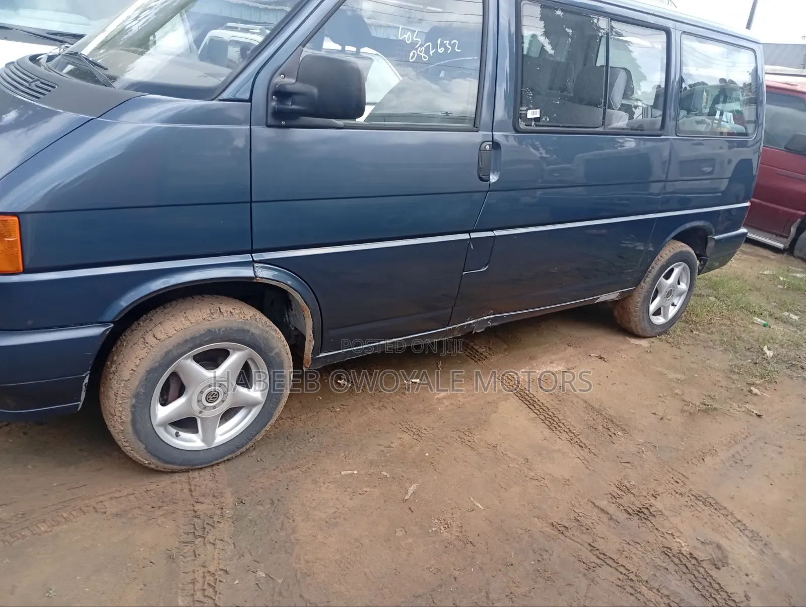 Volkswagen Transporter 2000 Blue