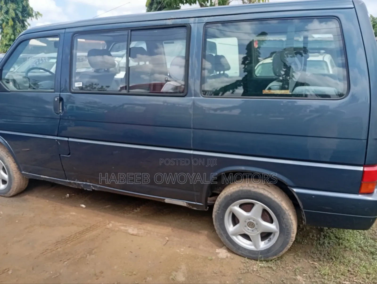 Volkswagen Transporter 2000 Blue