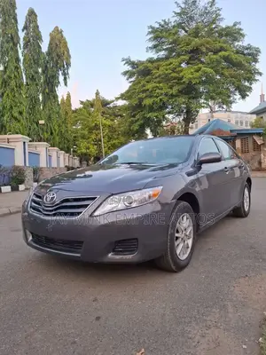 Toyota Camry 2010 Gray