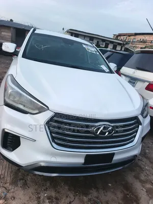 Hyundai Santa Fe 2016 White