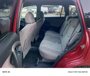 Toyota RAV4 2008 Red