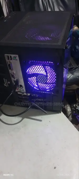 Desktop Computer MSI model 32GB AMD Ryzen 7 SSD 512GB