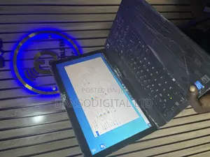 New Laptop Toshiba Satellite C850 4GB Intel Pentium HDD 500GB