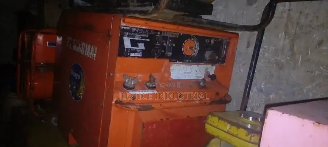Denyo 140 Amp Start and Weld Generator