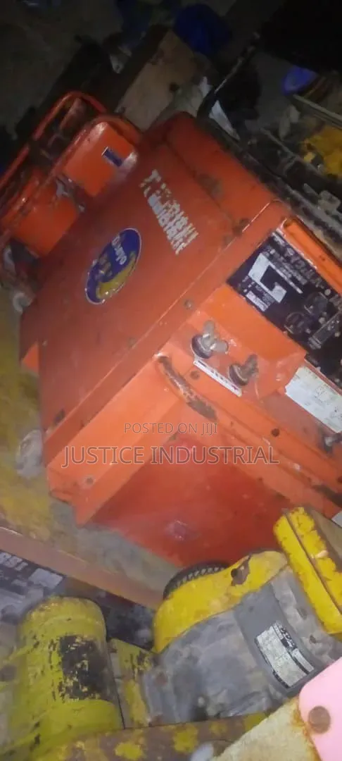 Denyo 140 Amp Start and Weld Generator