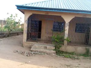 4bdrm Bungalow in Abeokuta North for sale