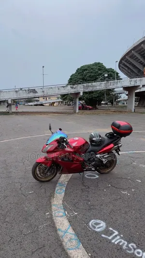 Honda 2013 Red