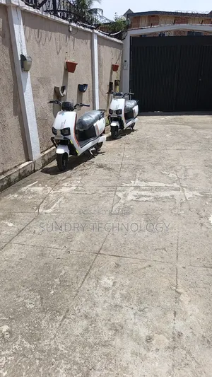 New Motorcycle 2025 White