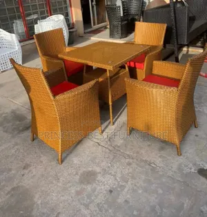 4 Seater Lounge Chair